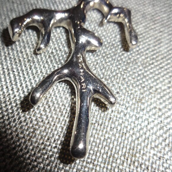 T Tahari  Silver tone branch pendant and chain necklace, marked & hang tag - Picture 4 of 8